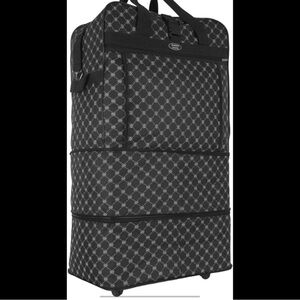 NEW W/Tag CHARLIE SPORT Black and Gray Patterned extendable Luggage